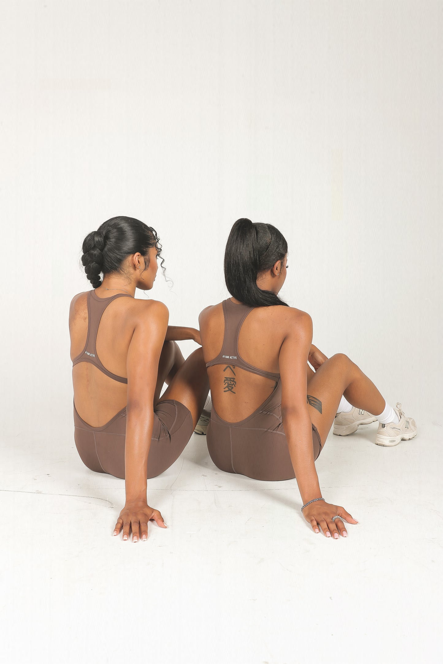 VERSATILITY - MINI ONE PIECE (BROWN)