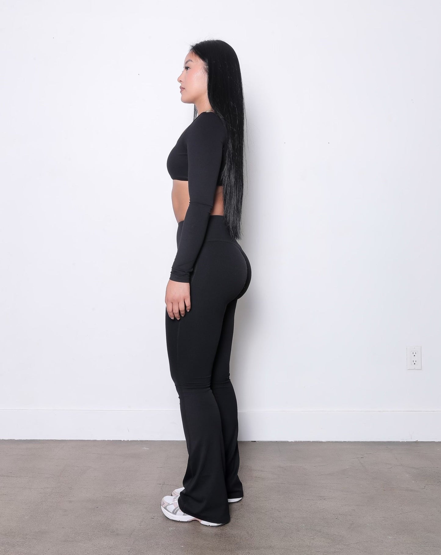 YOGA PANTS - ONYX BLACK